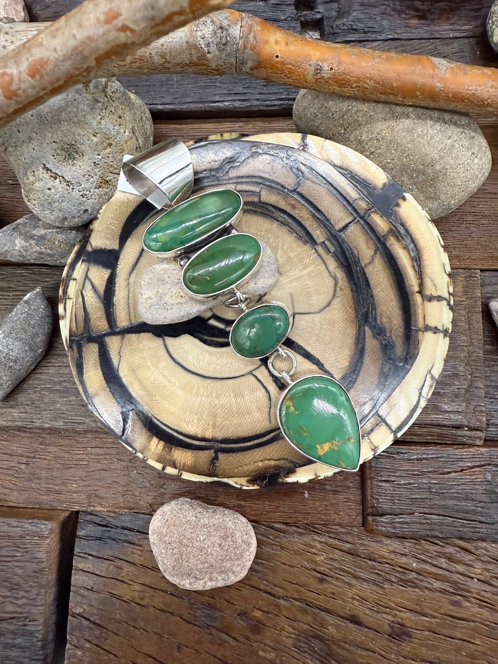 4 1/2in Fox Turquoise tie Lariat Pendant by Mildred Parkhurst