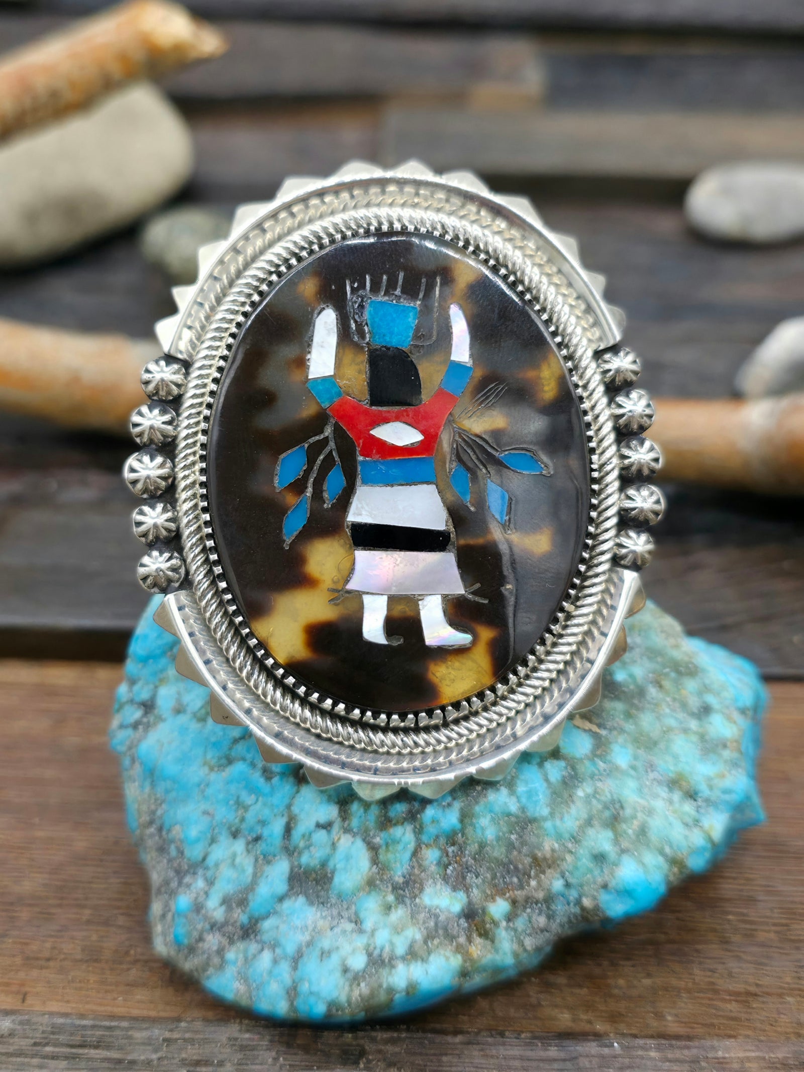 Vintage/Estate Sterling Silver Shell Kachina Inlay Cuff - 6 1/4 in.