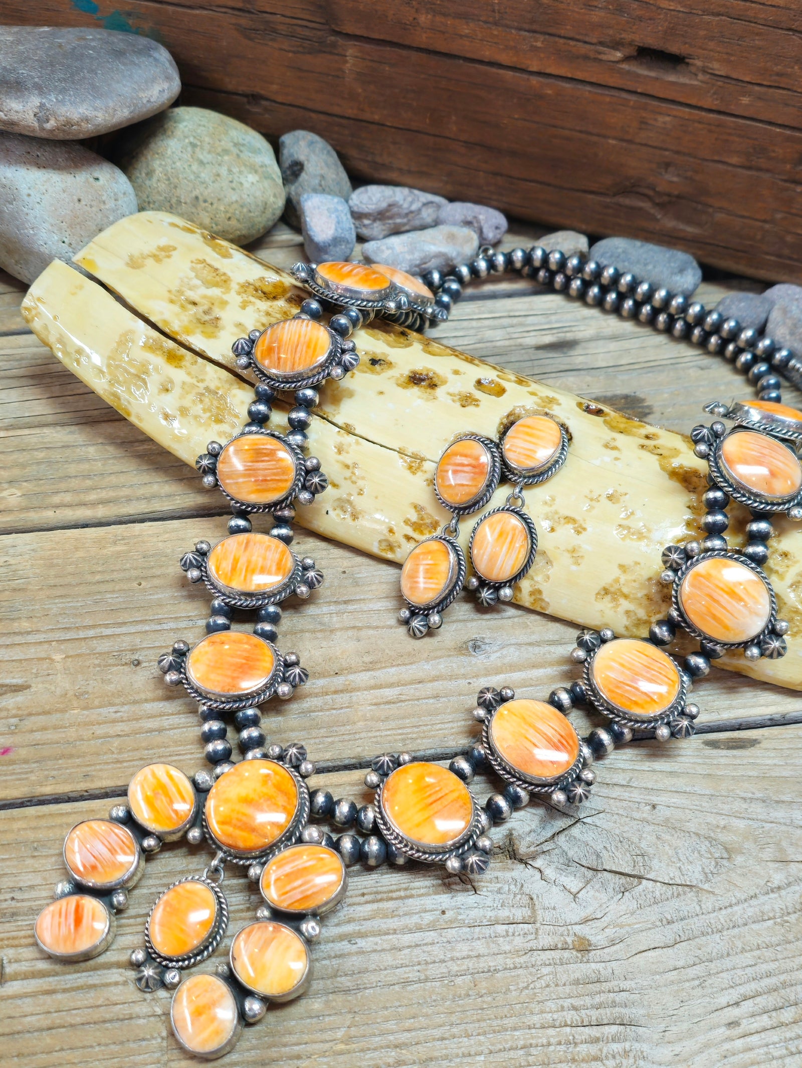 Linda Yazzie Spiny Oyster Squash Blossom Necklace and Earring Set