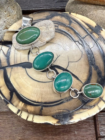 Green Kevin Billah Zia Pendant