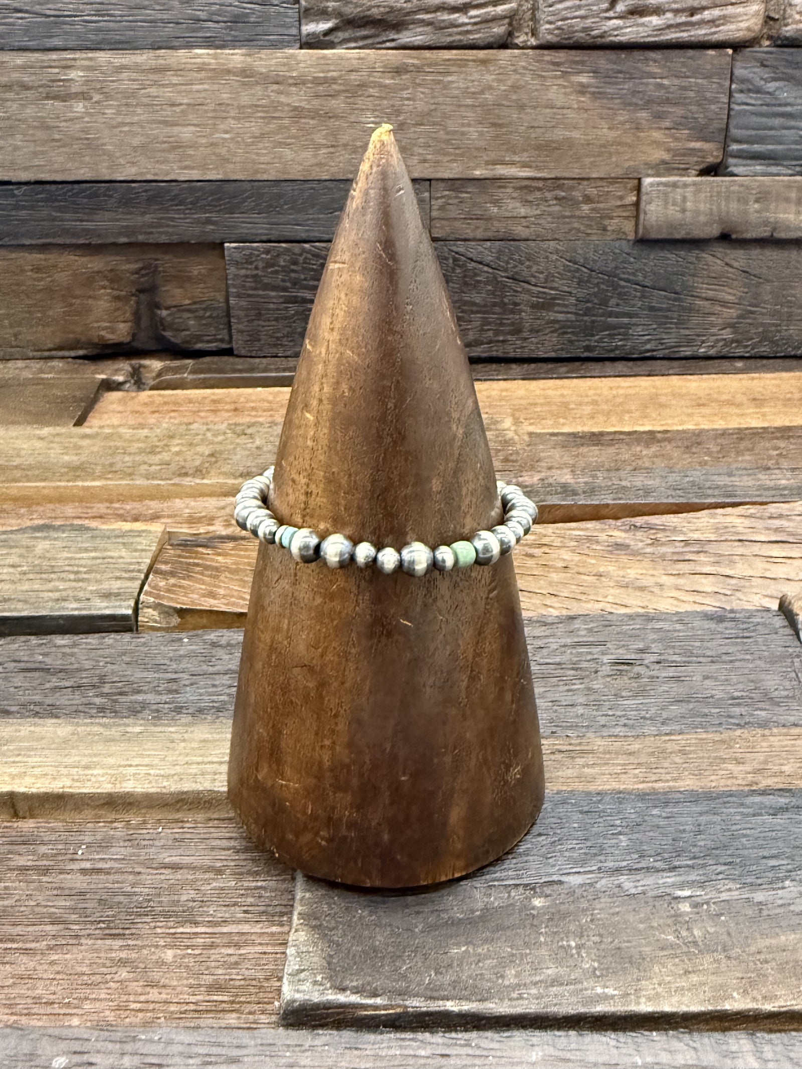 Navajo Pearls Stretch Bracelet with MultiStones