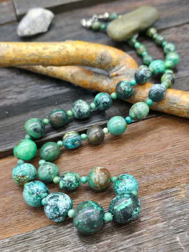 Green Skyhorse Turquoise Graduated Bead Necklace - 25 in.