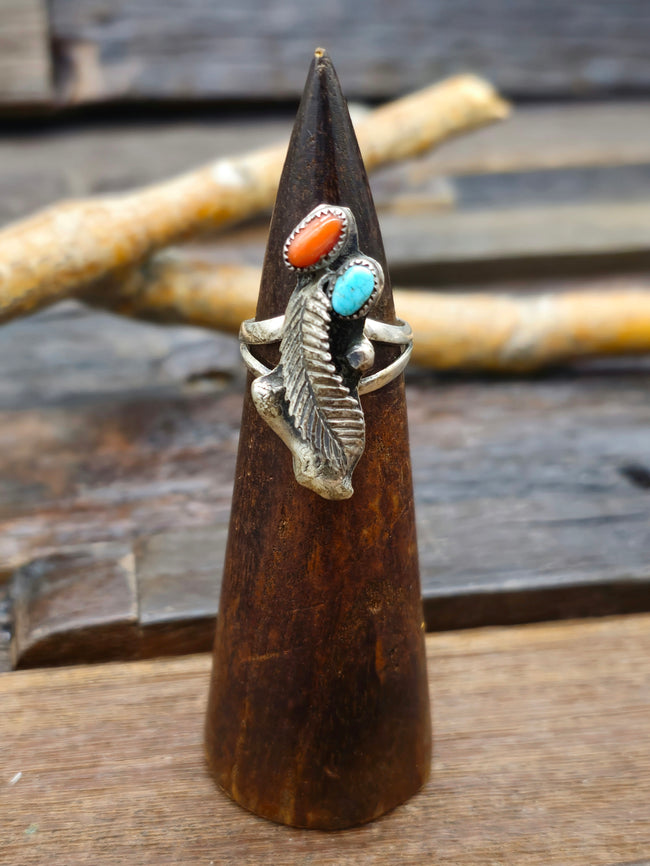 Vintage/Estate Blue Turquoise and Coral Sterling Silver Ring - Size 9