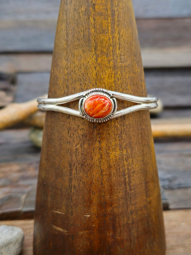 Sterling Silver Red Spiny Oyster Bracelet - 6 1/4 in.