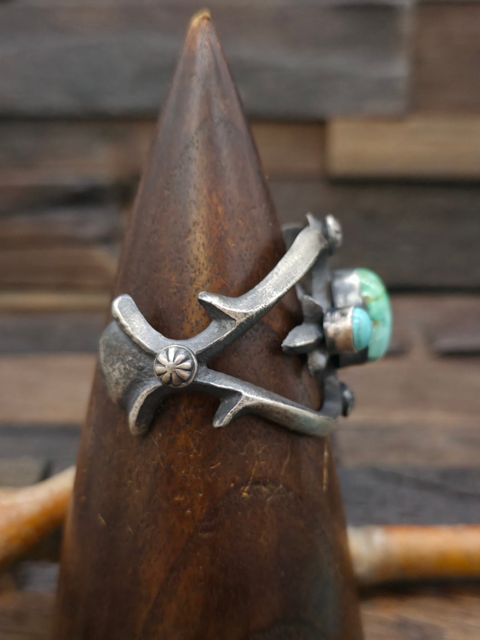 Cast Sterling Silver Turquoise Cuff - 6 in. with Gap