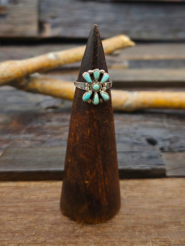 Vintage/Estate Blue Turquoise Needlepoint Sterling Silver Ring - Size 6