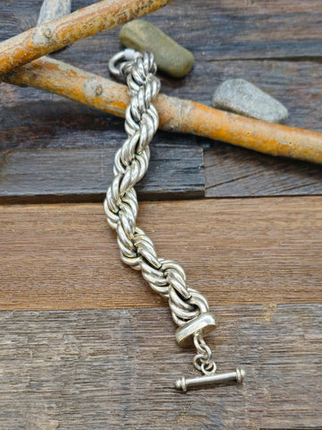Sterling Silver Spiny Oyster Cuff by Dee Nez - 6 1/2 in.
