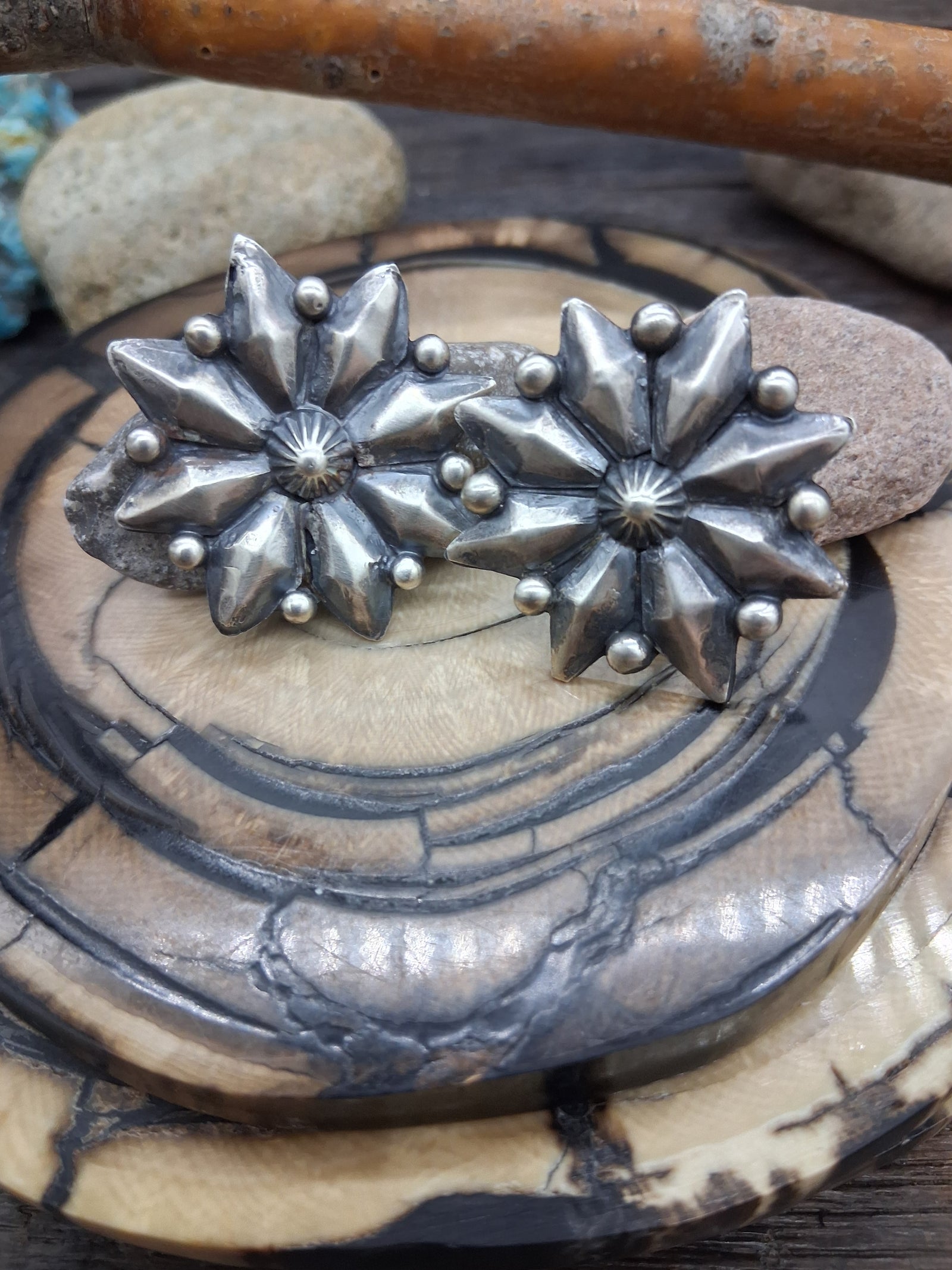 Sterling Silver Star Repousse earrings by Juanita Long - Navajo (1  1/14")