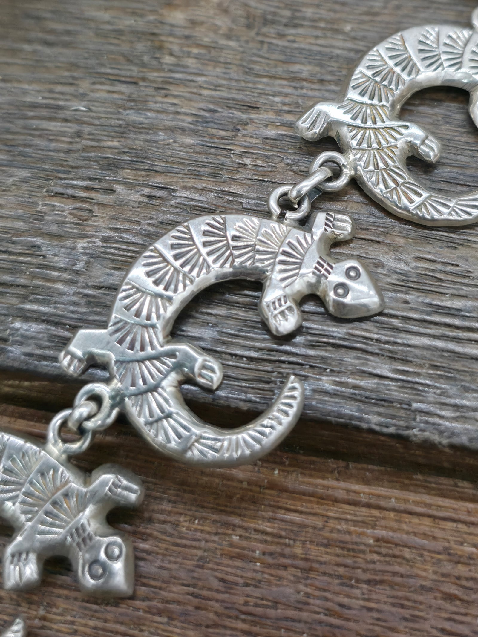 Vintage/Estate Stamped Sterling Silver Lizard Link Bracelet by "FJ" - 8 in.