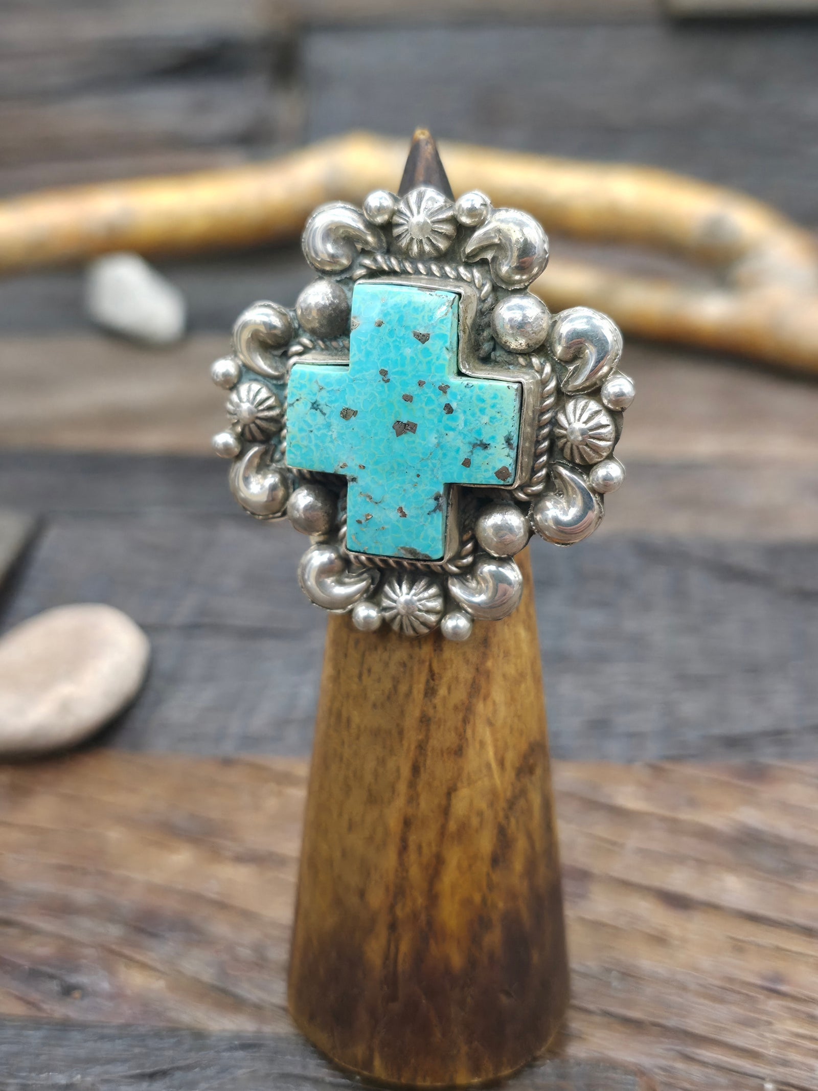 Repousse Stamped Sterling Silver Green Turquoise Santa Fe Cross Ring by Richard Jim - Adjustable