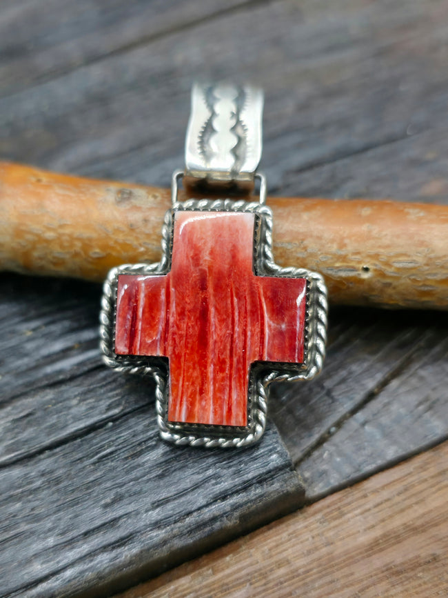 Sterling Silver Spiny Oyster Santa Fe Cross Pendant by L. Archuleta