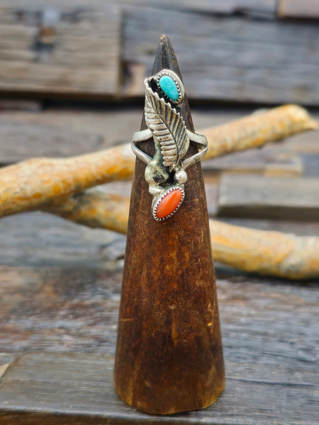 Vintage/Estate Blue Turquoise and Coral Sterling Silver Ring - Size 6