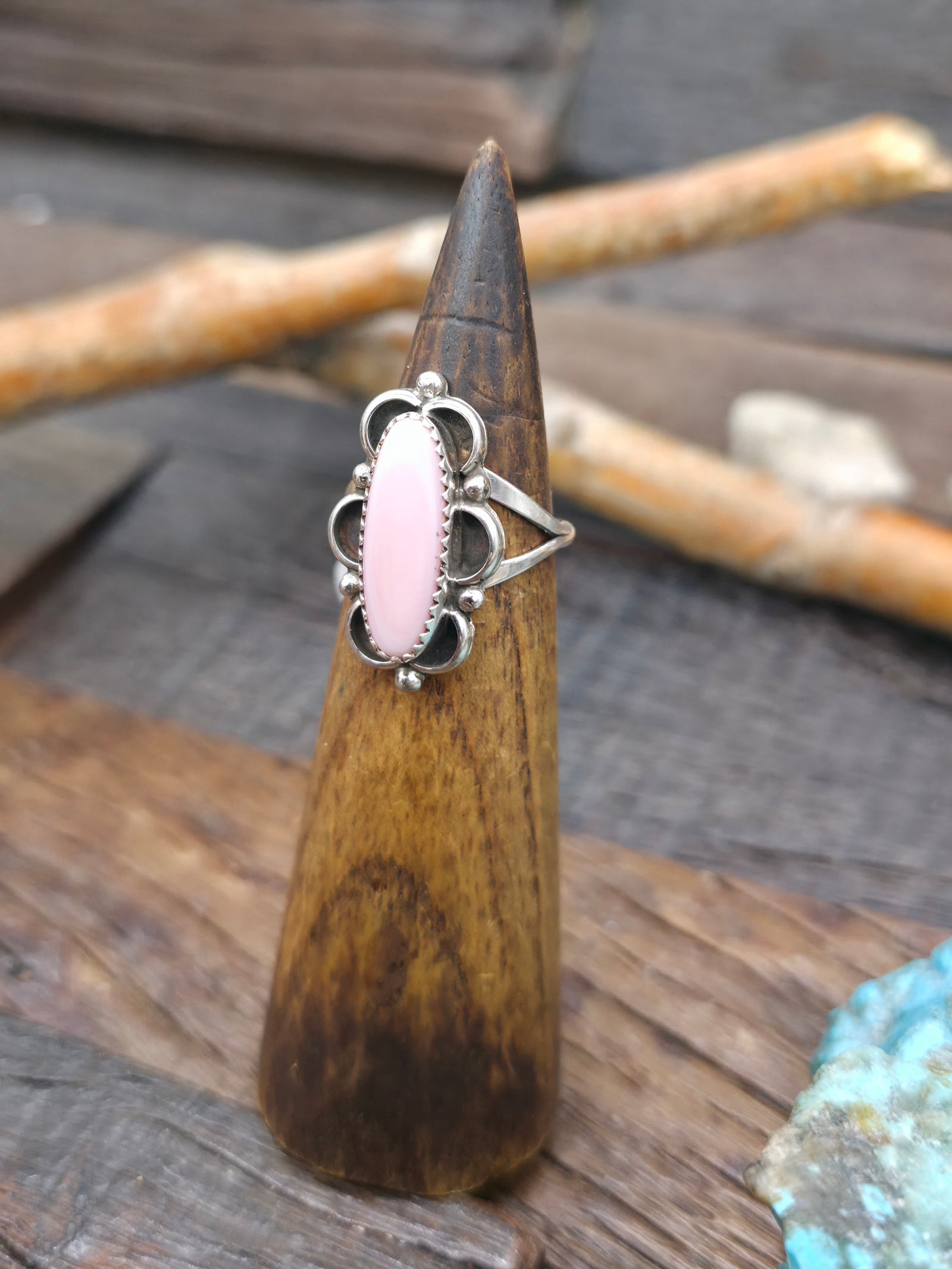 Sterling Silver Pink Conch Shell Ring by Billy Smith - Size 9