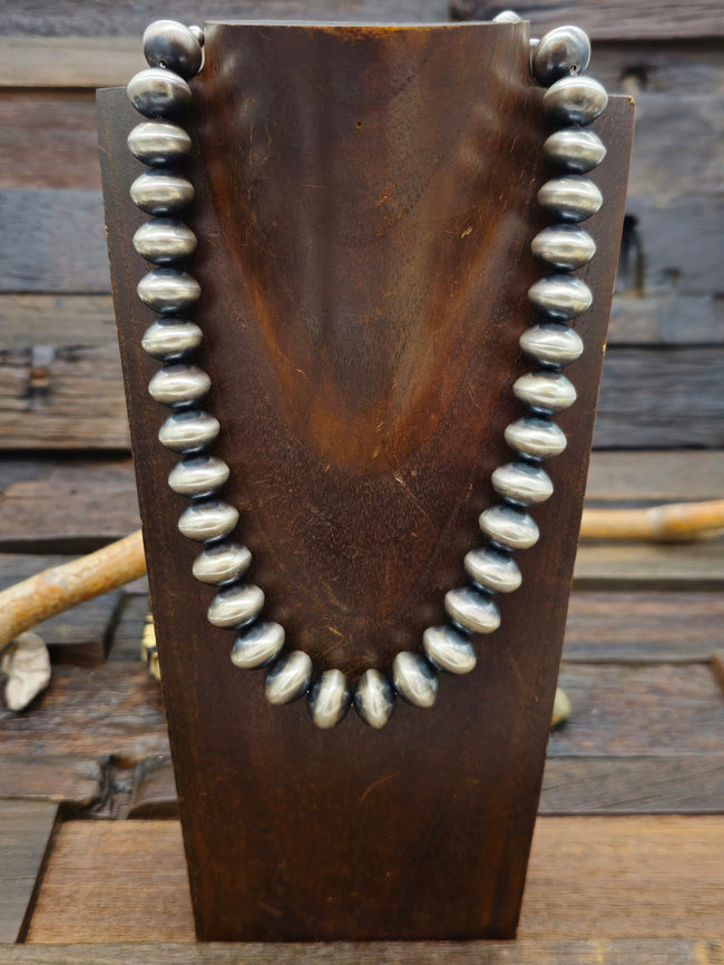 Bryannen Halwood Navajo Pearls - 18 in. 3/4 in. Bead