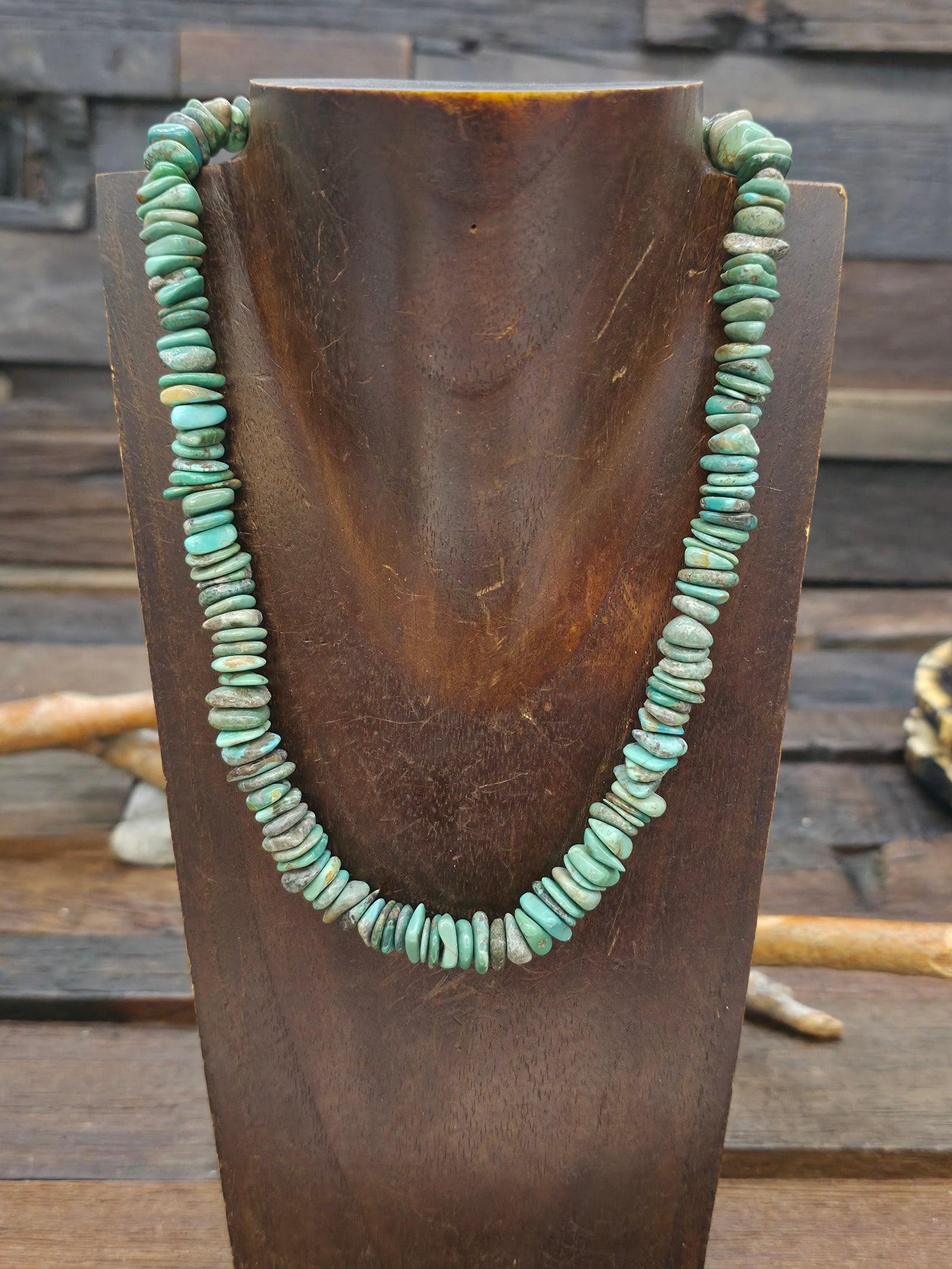 Green Turquoise Chip Necklace - 16 in.