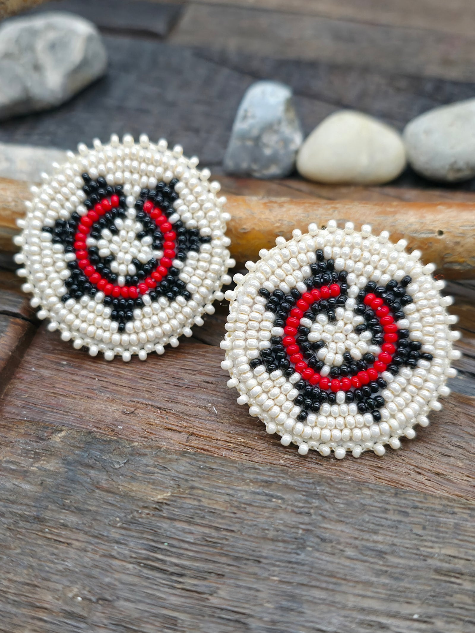 Beadwork Basket Post Earrings - White and Red