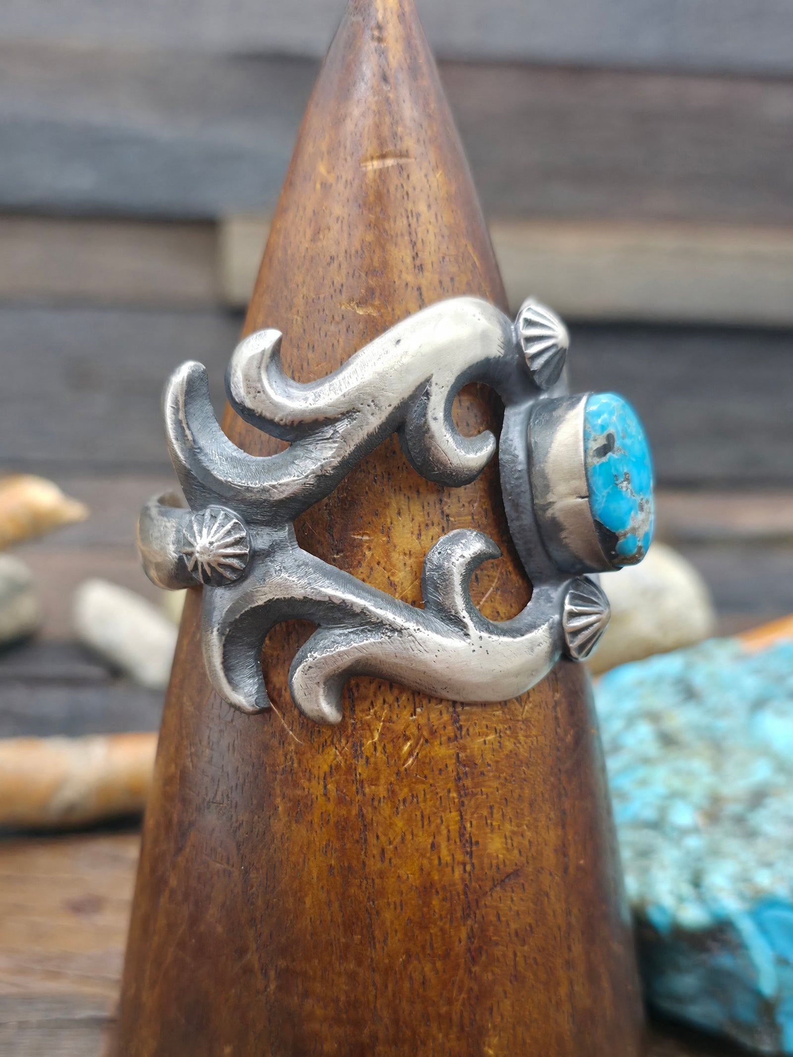 Chimney Butte Oxidized Cast Sterling Silver Turquoise Cuff - 6 in. with Gap