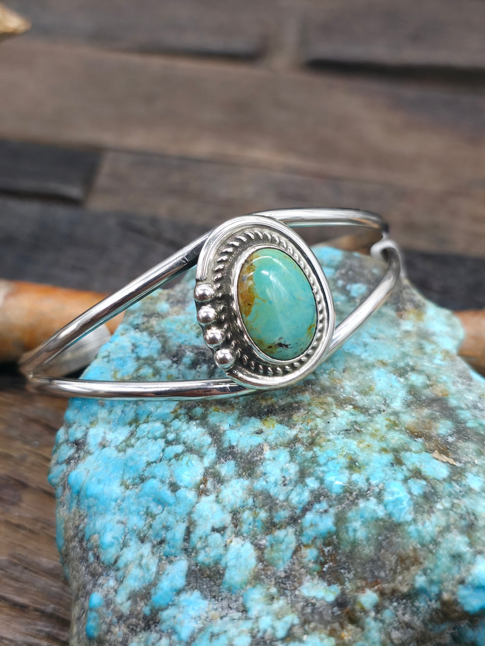 Turquoise Sterling Silver Bracelet by Leslie Nez - 6 1/4 in. with Gap