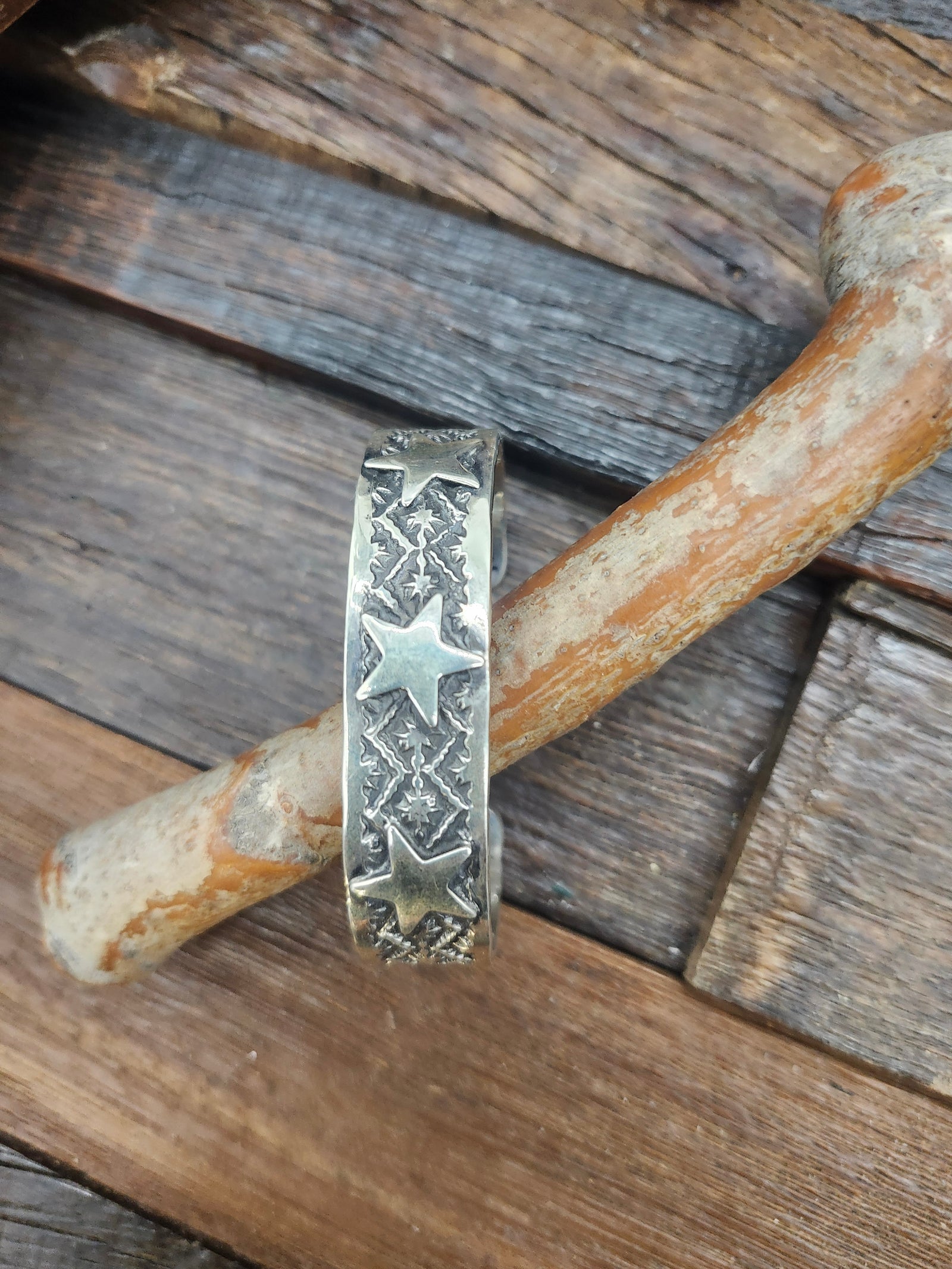 Sterling Stamped Star bracelet by Sunshine Reeves 6 1/4" w/ 1 1/8 " opening