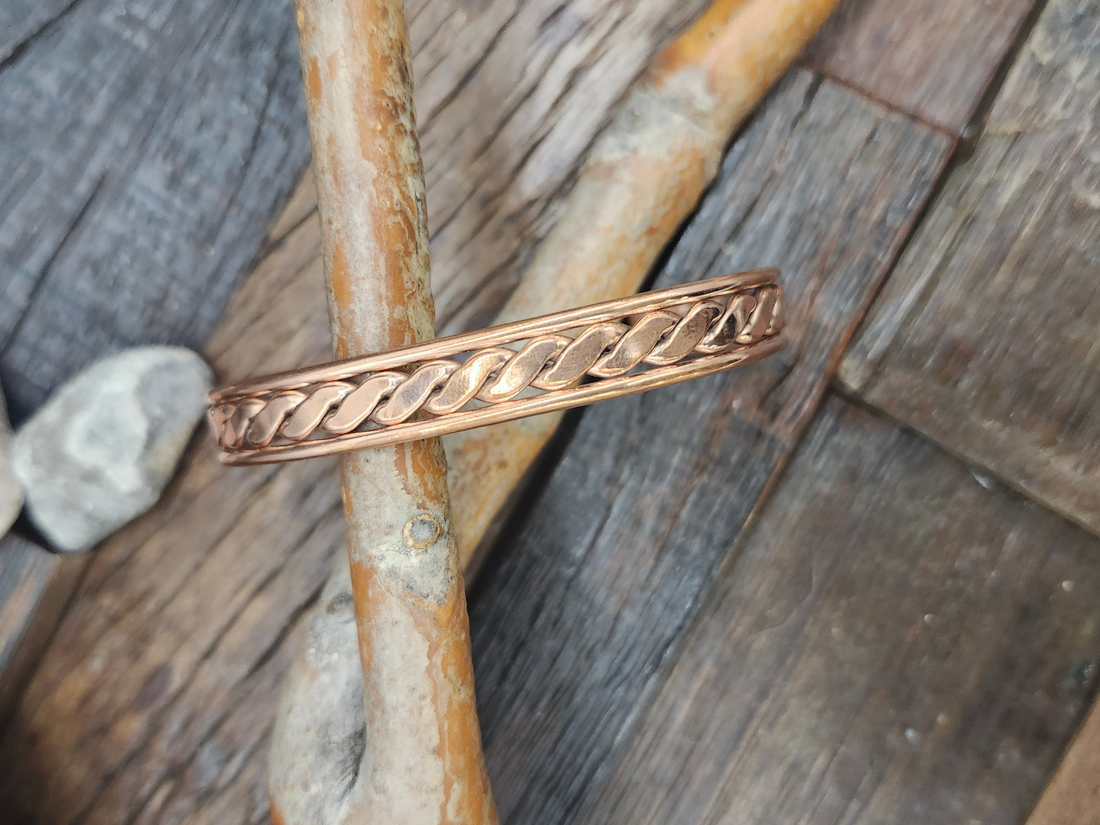 Copper Twist Bracelet by Elaine Tahe 7" w/ 1" opening