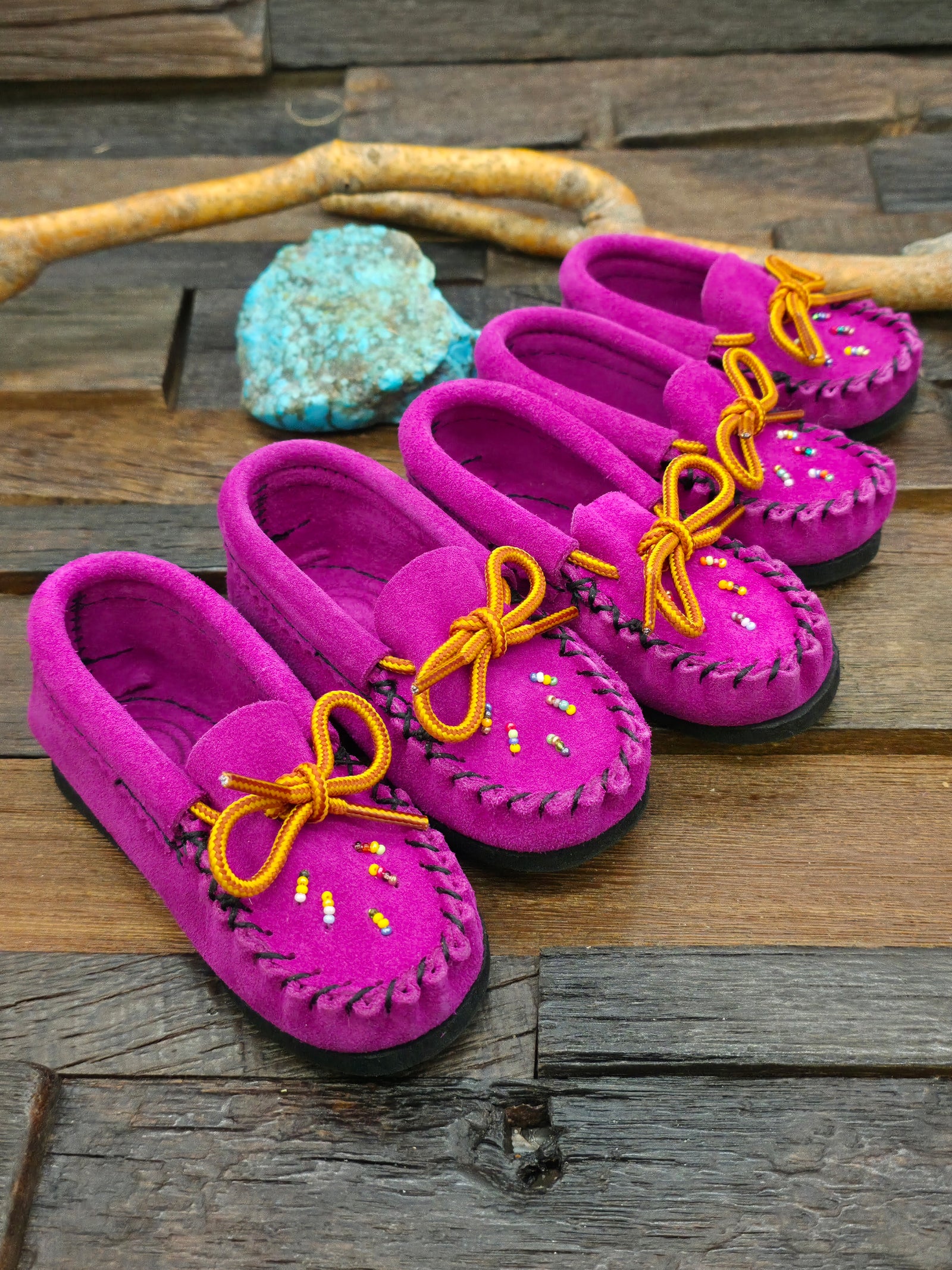 Bastien Infant Beaded Moccasins - Pink