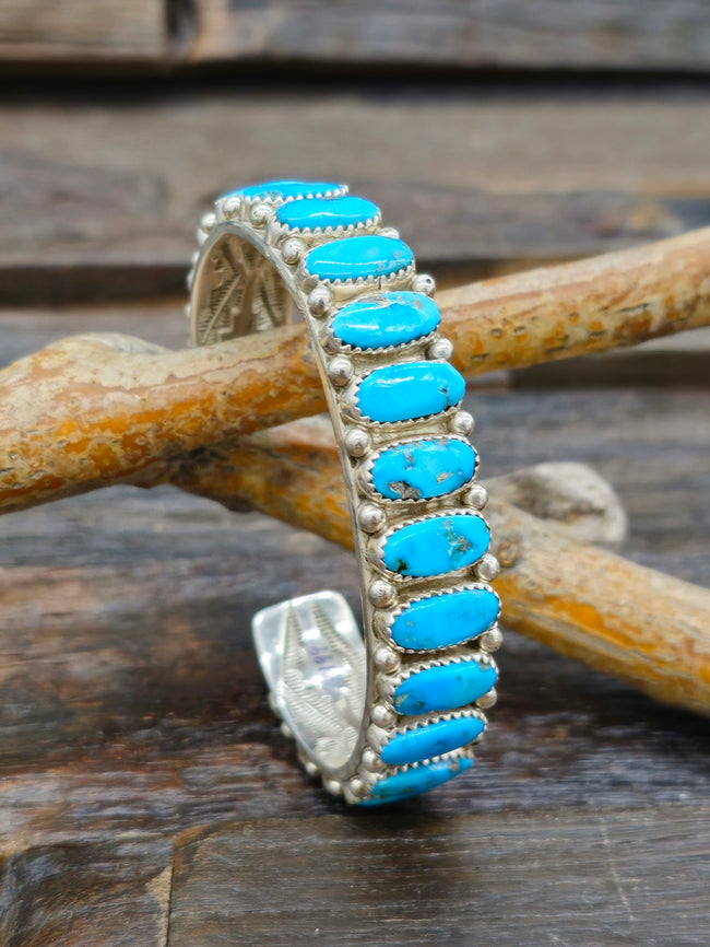 Vintage/Estate Sterling Silver Turquoise Cuff - 6 1/2 in.
