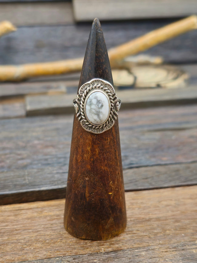 White Buffalo Sterling Silver Ring by Bill and Priscilla Smith - Size 9