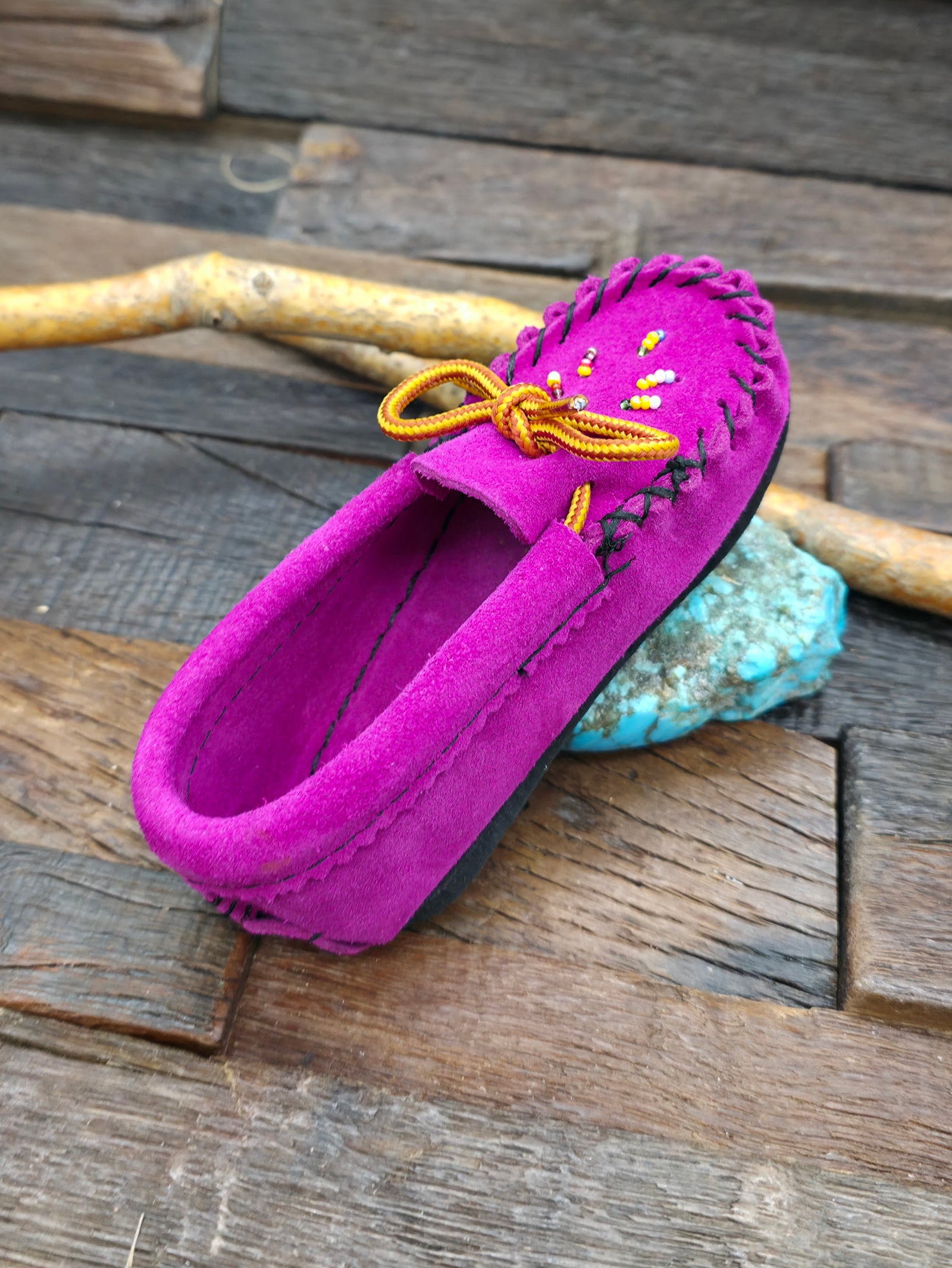 Bastien Infant Beaded Moccasins - Pink