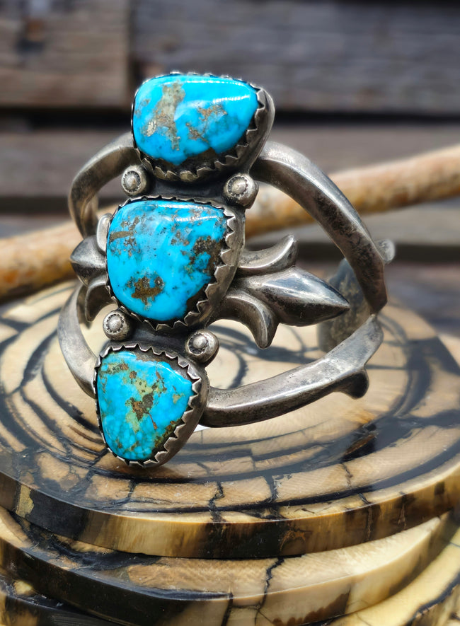Vintage/Estate Cast Sterling Silver Three Stone Turquoise Cuff - 5 3/4 in.