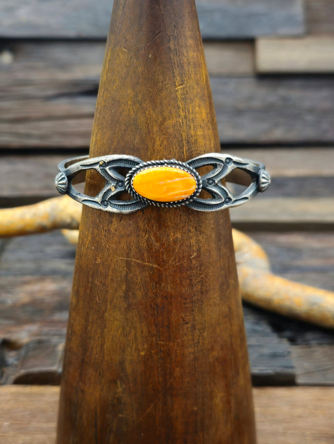 Vintage/Estate Cast Sterling Silver Spiny Oyster Cuff - 6 1/2 in.