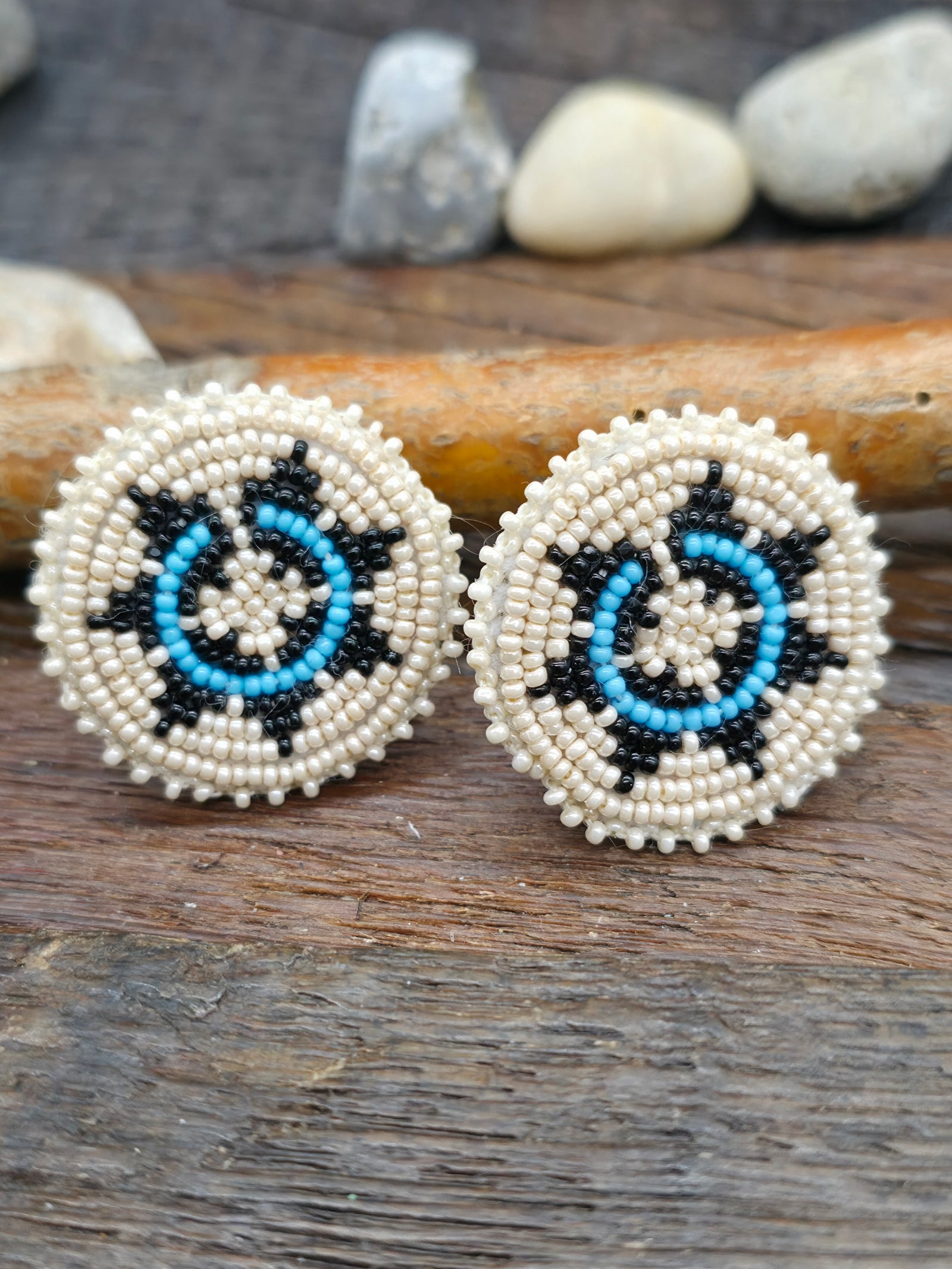 Beadwork Basket Post Earrings - White and Blue