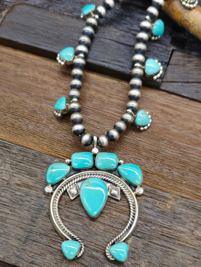 Light Green Turquoise Squash Necklace