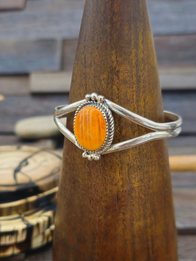 Sterling Silver Spiny Oyster Orange Bracelet by P. Spencer - 6 1/4 in.