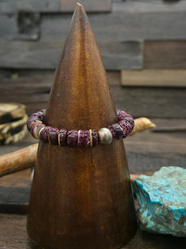 Purple Spiny Oyster and Sterling Silver Stretch Bracelet by Mary Salazar - 6 in.
