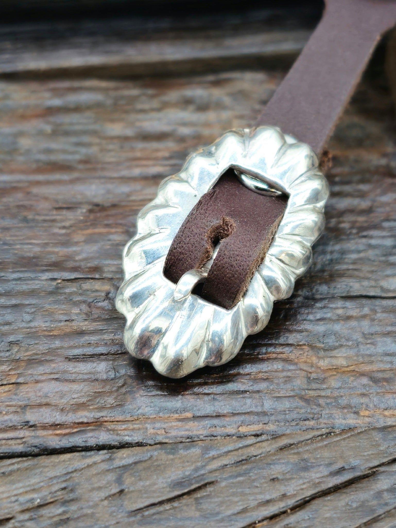 Seven Stone Turquoise Leather Buckle Bracelet
