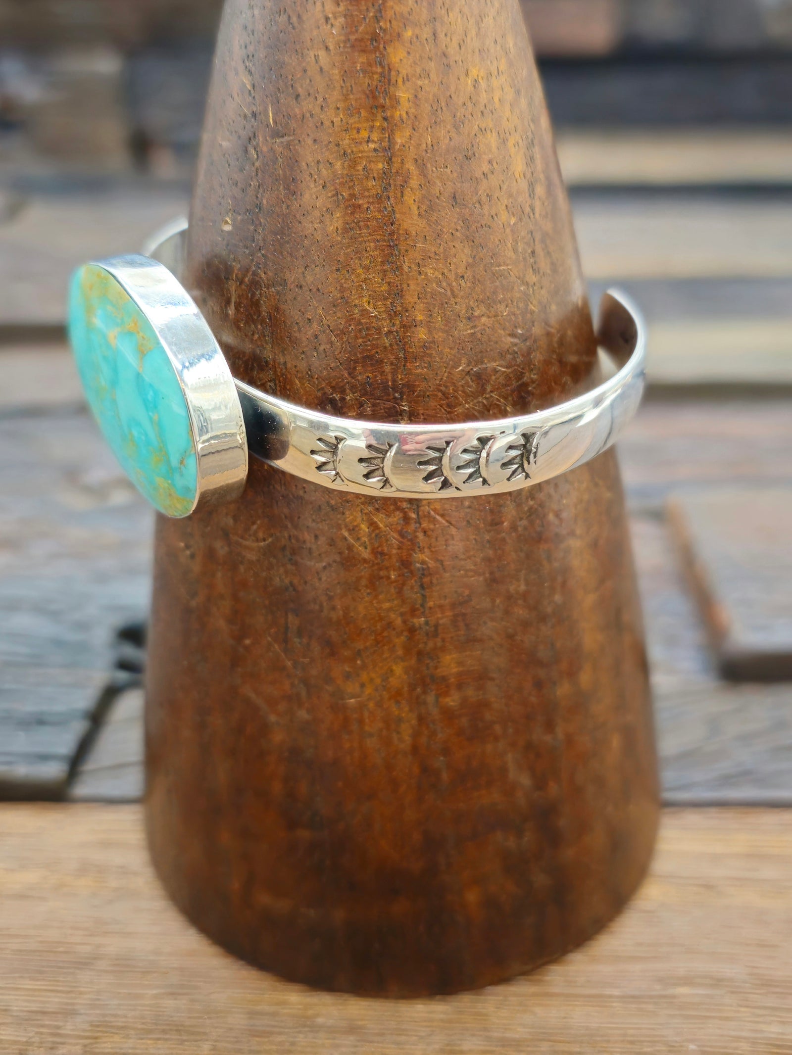 Turquoise and Sunray Stamped High Shine Sterling Silver Bracelet 7 in.