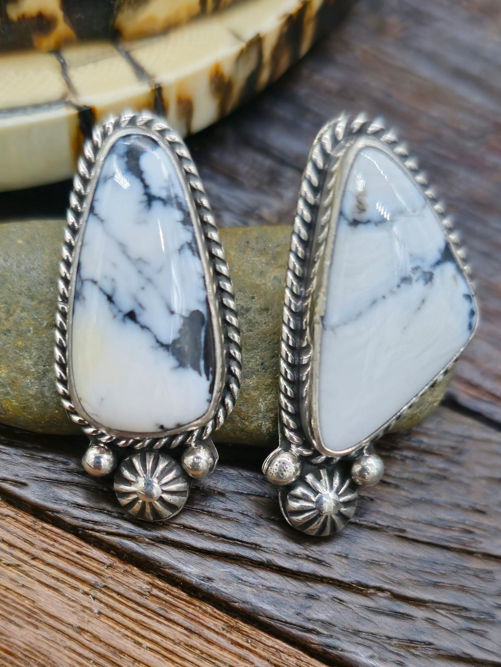 Sterling Silver White Buffalo Necklace and Earring Set by Mary Ellen - 28 in