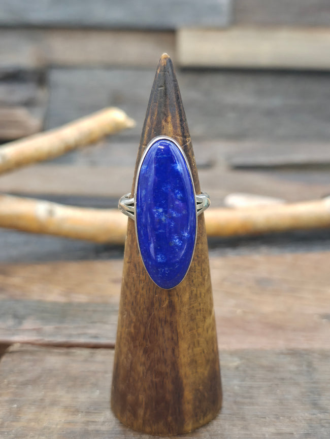 Oval Sterling Silver Lapis Lazuli Cocktail Ring - Size 10
