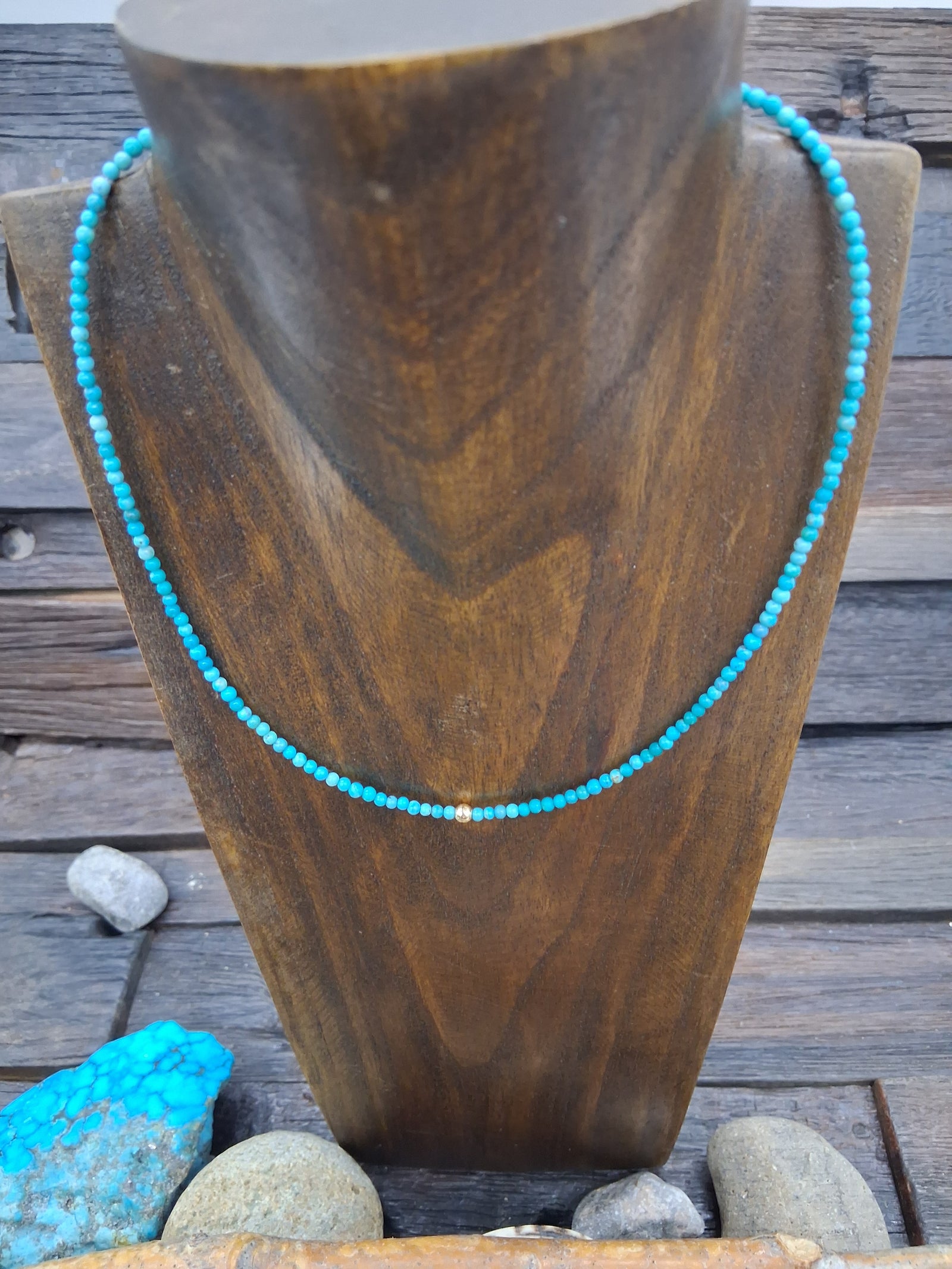 14kt Gold Kingman Turquoise Beaded Necklace 16in