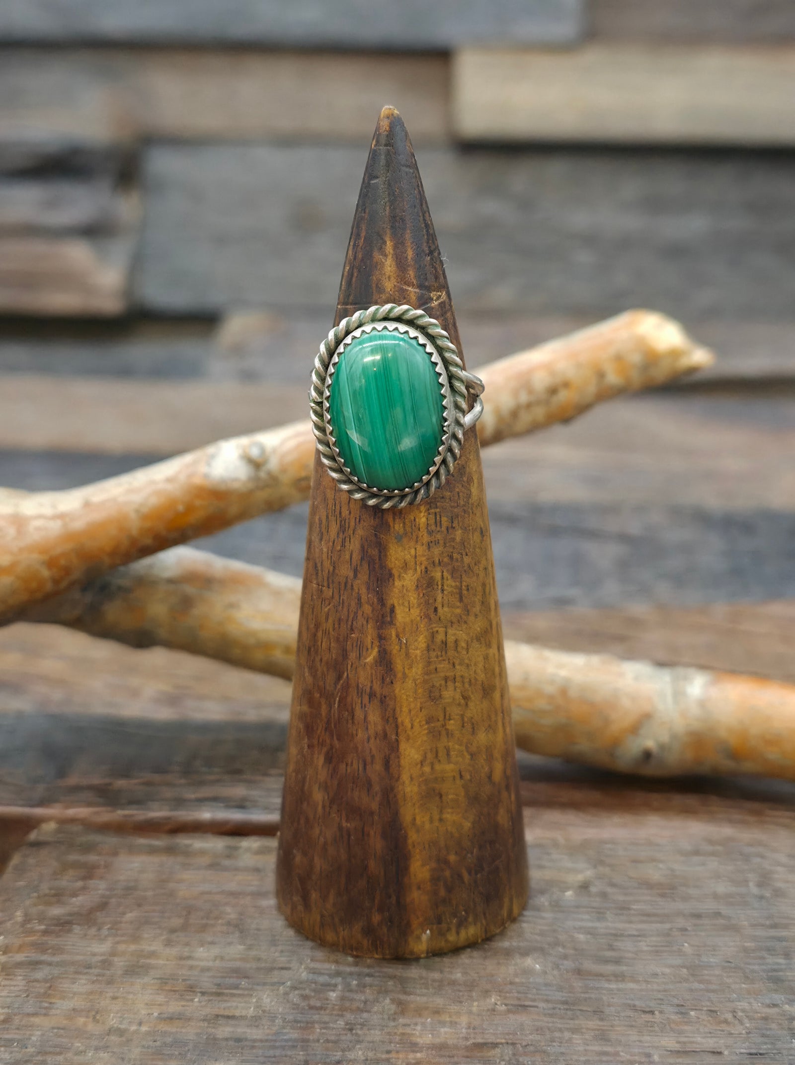Sterling Silver Small Oval Malachite Ring by Tommy Lee - Size 8
