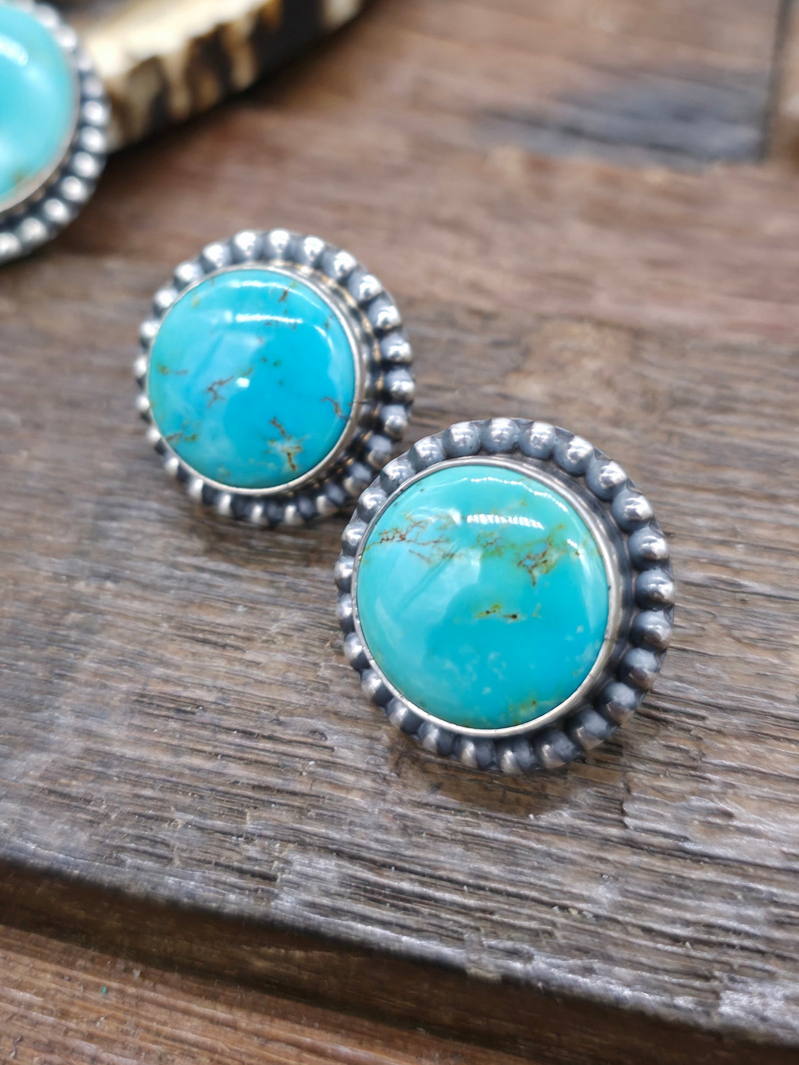Sterling Silver Kingman Turquoise Lariat Necklace and Earring Set by Nila Johnson - 26 in. with 6 1/2 in. Drop