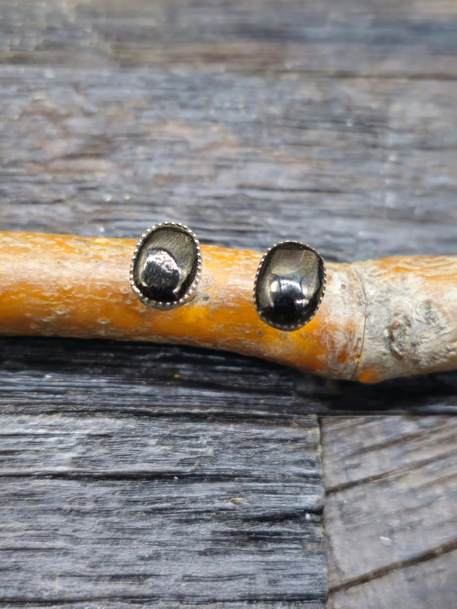 Vintage/Estate Sterling Silver Onyx Post Earrings by Diane Lonjose