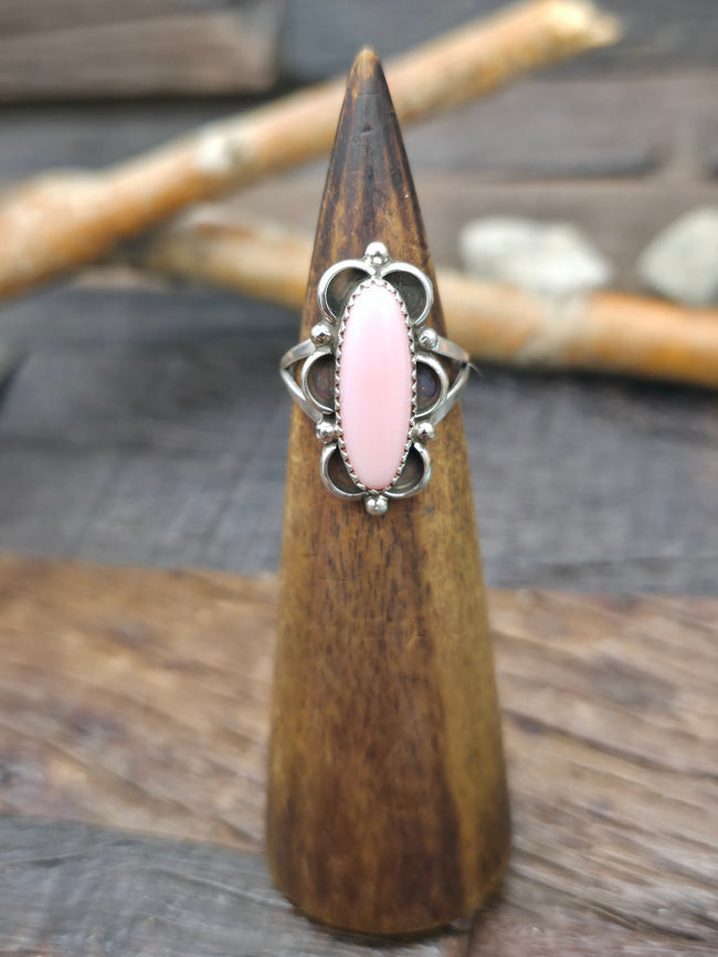 Sterling Silver Pink Conch Shell Ring by Billy Smith - Size 8