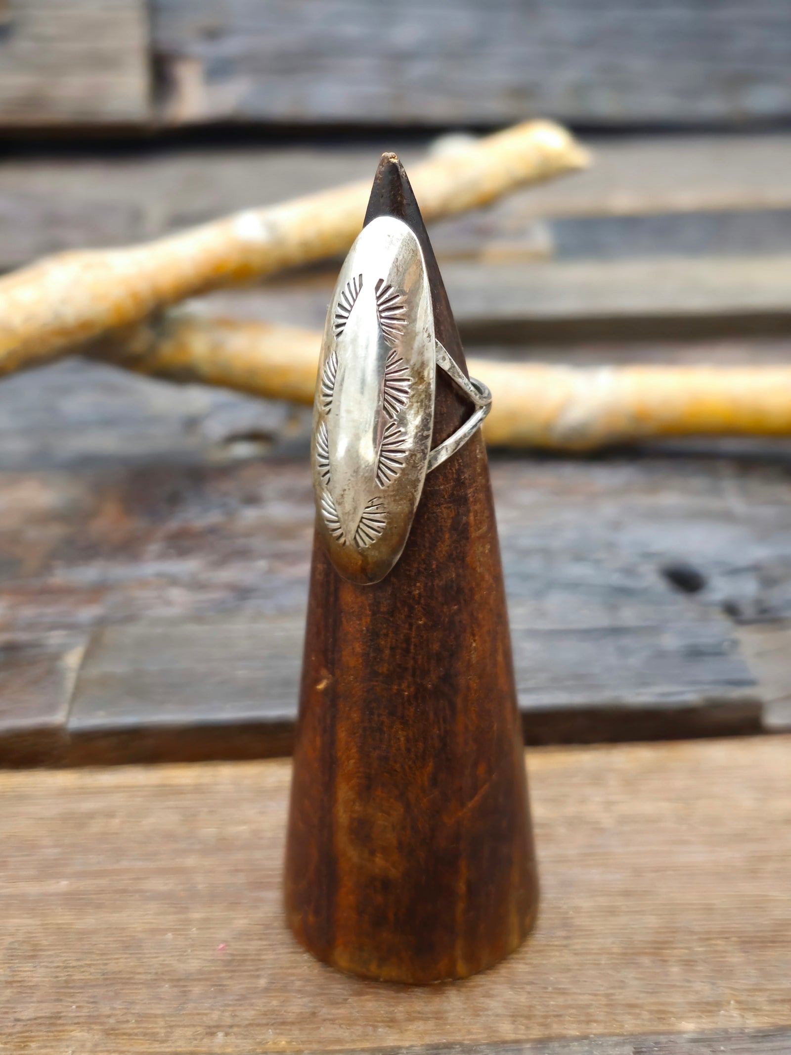 Vintage/Estate Sterling Silver Ring - Size 6 1/2