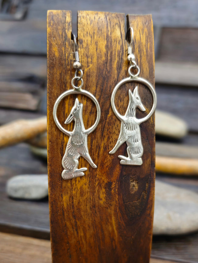 Vintage/Estate Sterling Silver Howling Coyote Earrings