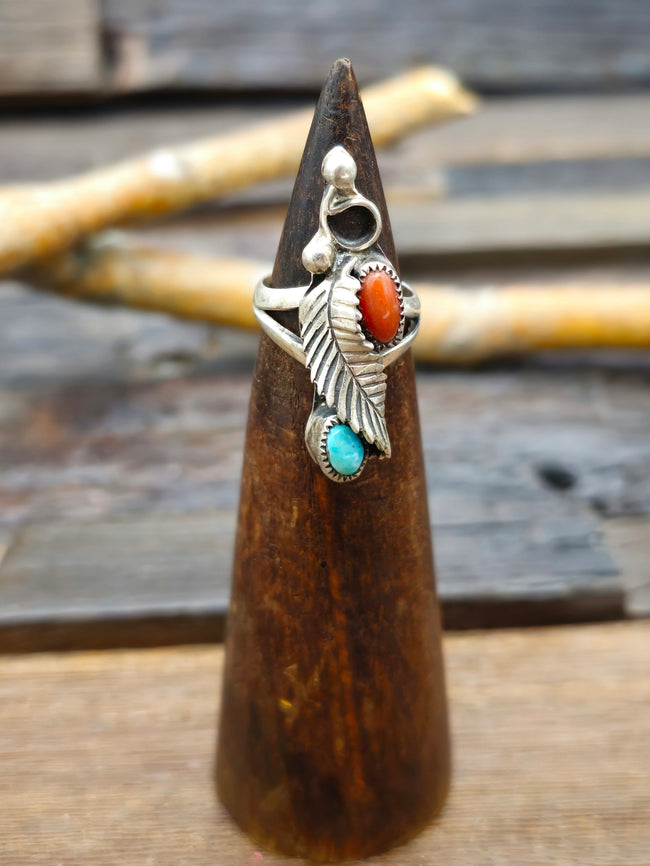 Vintage/Estate Blue Turquoise and Coral Sterling Silver Ring - Size 6