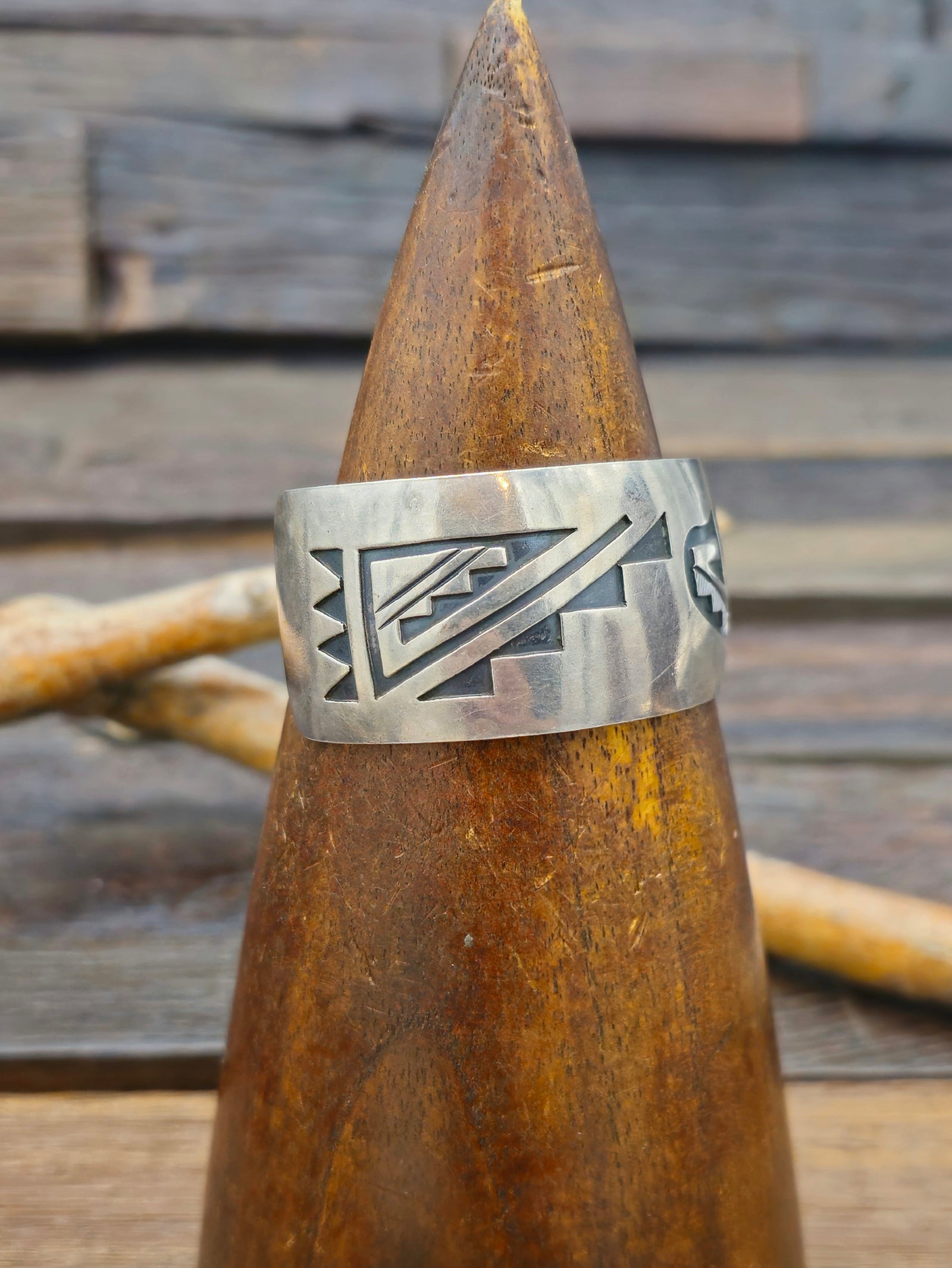 Vintage/ Estate Sterling Silver Bear Paw Overlay Cuff - 6 1/4 in.