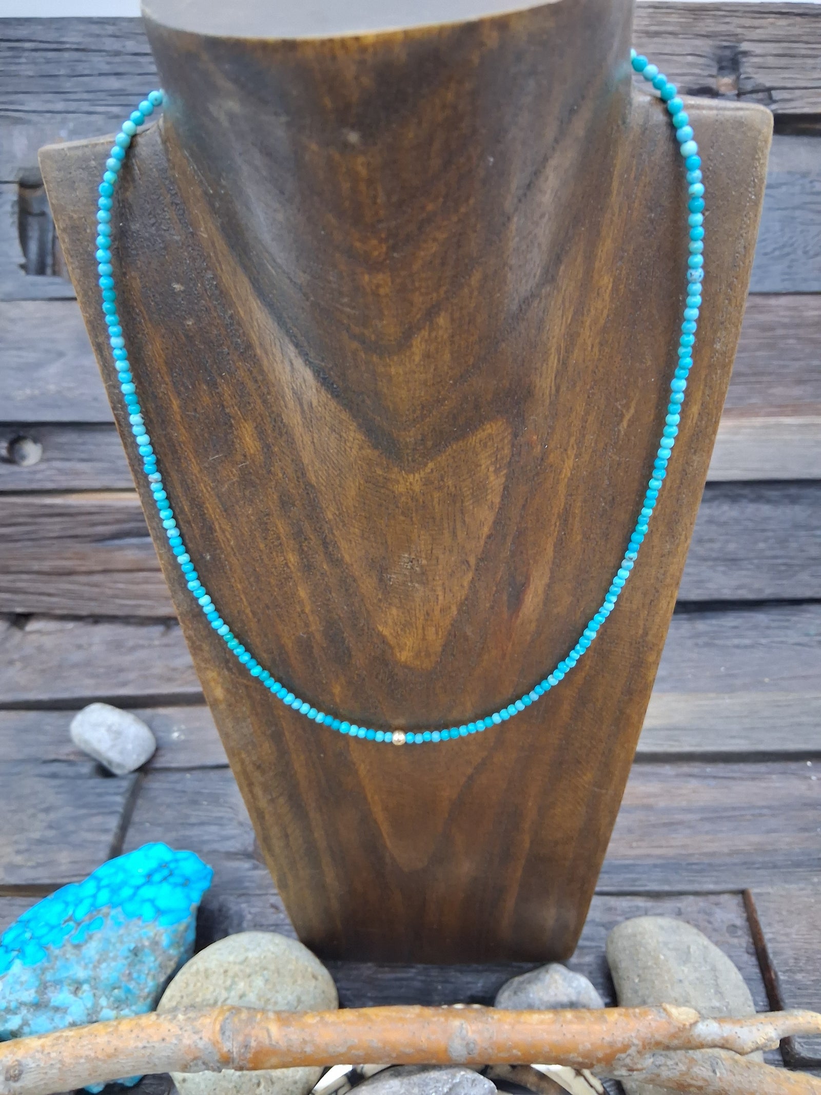 14kt Gold Kingman Turquoise Beaded Necklace 18in