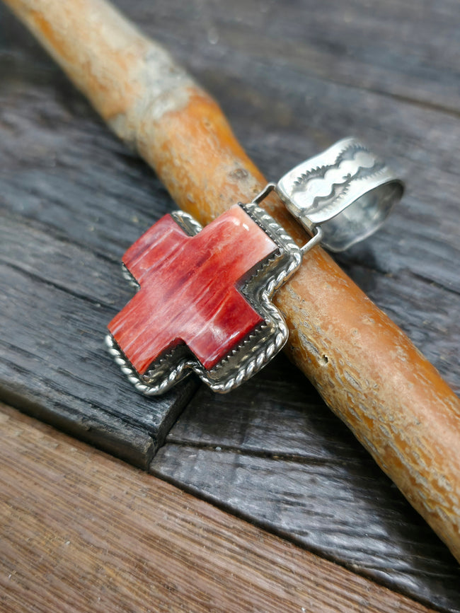 Sterling Silver Spiny Oyster Santa Fe Cross Pendant by L. Archuleta