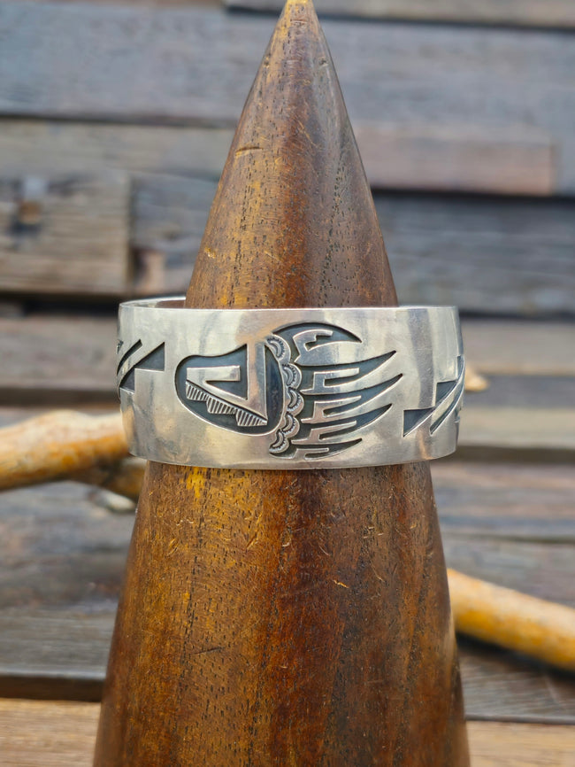 Vintage/ Estate Sterling Silver Bear Paw Overlay Cuff - 6 1/4 in.